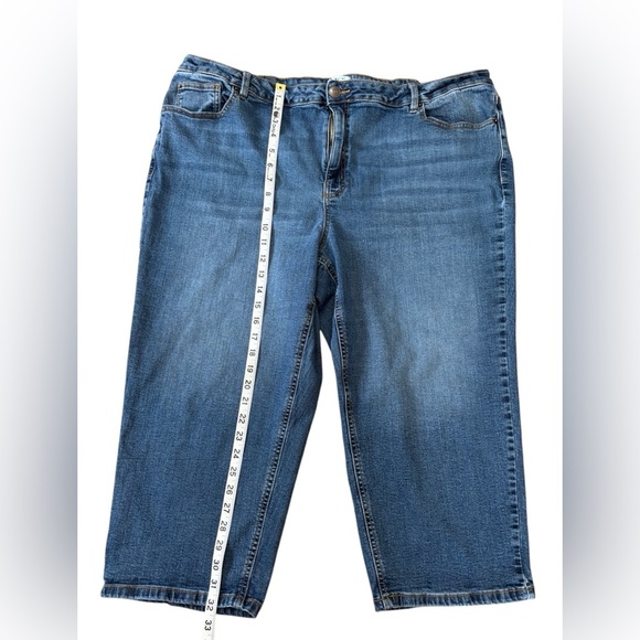 Penningtons, D/C Jeans Responsible, 1948 Fit, Denim Capri, 26W Plus Size - Picture 7 of 10